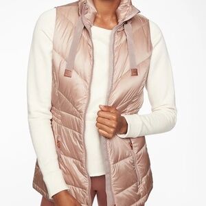 Athleta 🌹 Banner Peak Down Vest, XS